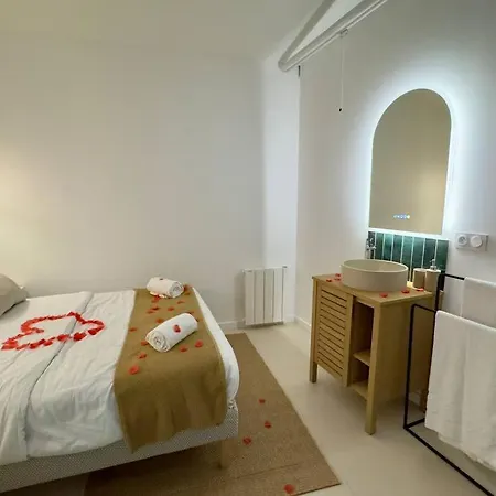 Romantique - Cinema - Netflix - St Roch *