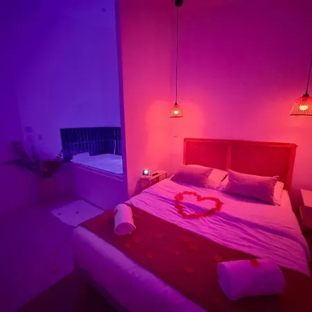 Romantique - Cinema - Netflix - St Roch *