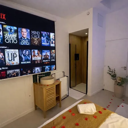 Romantique - Cinema - Netflix - St Roch 公寓 阿棉